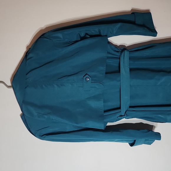 Vintage D'ALLAIRD'S teal full length trench coat. Size 12 - Picture 3 of 11